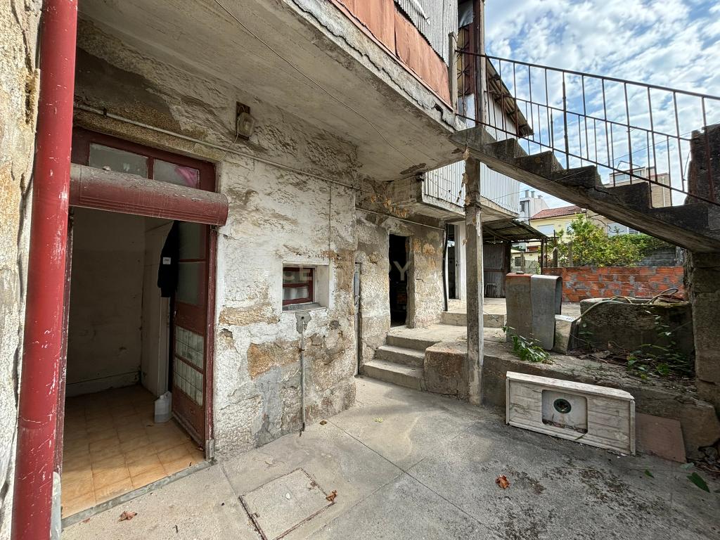 Moradia T3 em terreno c/257m² à Rua da Estação, São Mamede Infesta - Image 13