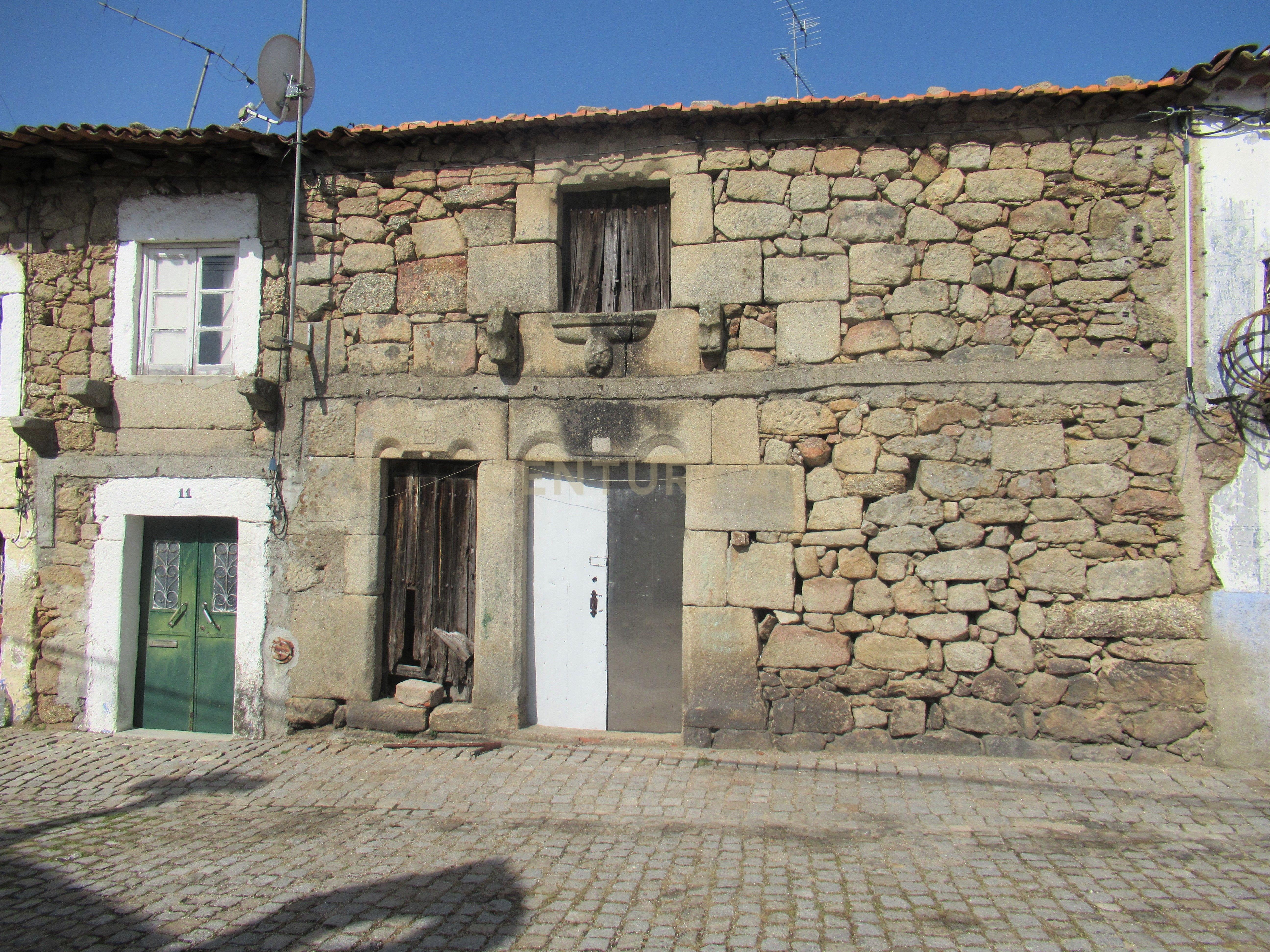 Moradias para reconstrução | Escalos de Baixo, Castelo Branco - Image 4