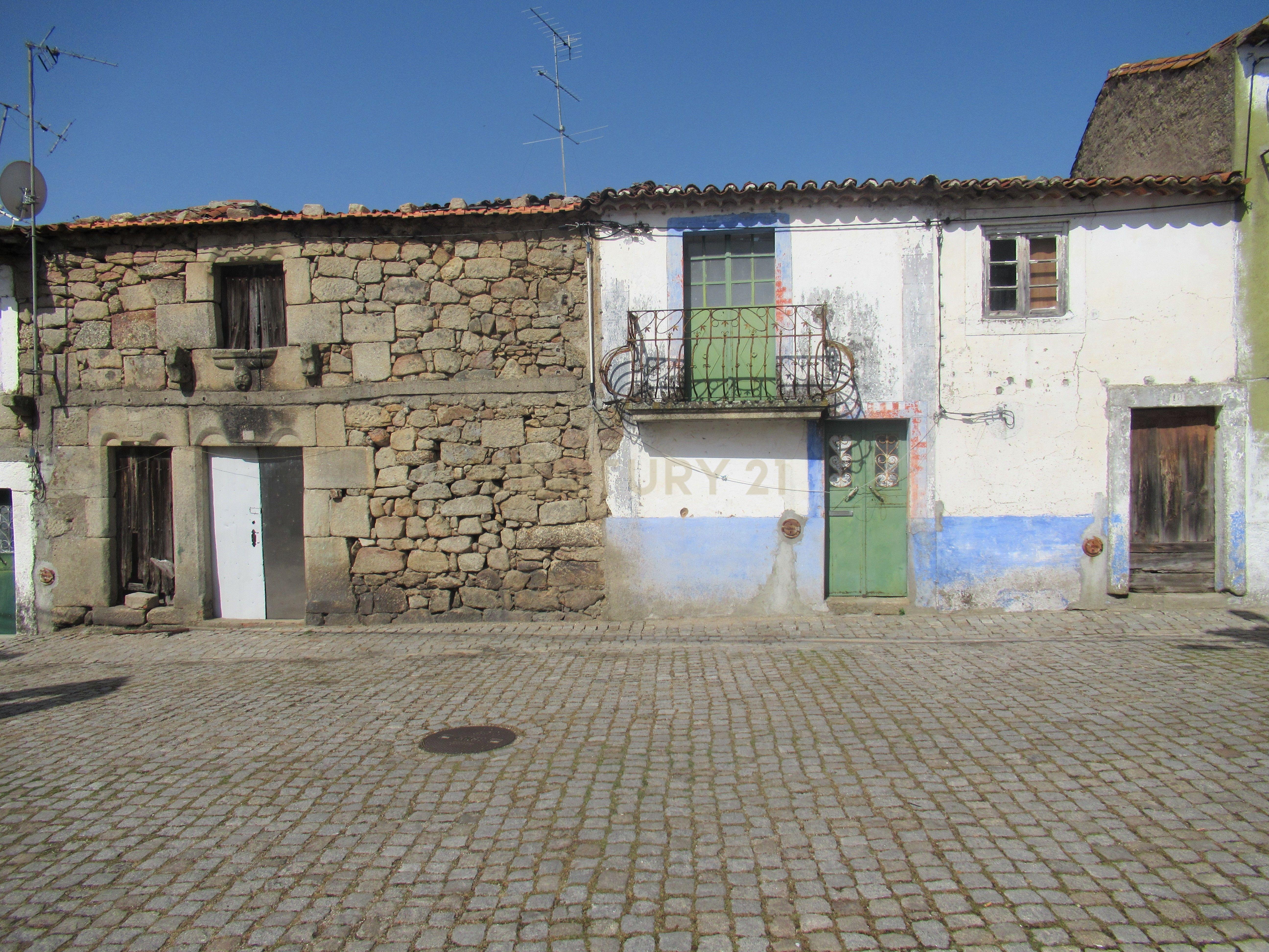 Moradias para reconstrução | Escalos de Baixo, Castelo Branco - Image 5