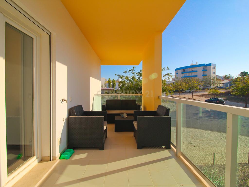 Apartamento T1 c/ garagem  novo de 2022 em Portimão - Image 5