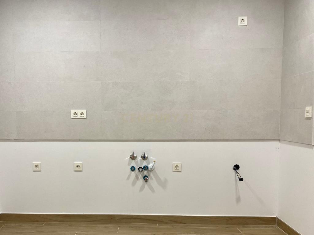 undefined - Image 7