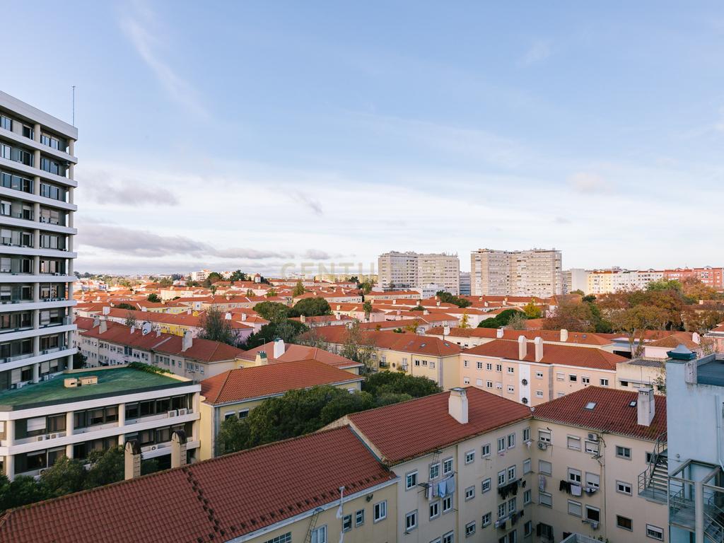 T4 para Arrendamento no Edifício Plaza - Campo Grande - Image 29