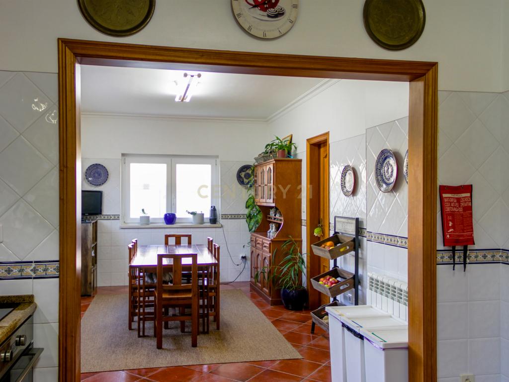 Magnifica Moradia T4 na Silveira, Santa Cruz, Torres Vedras - Image 17