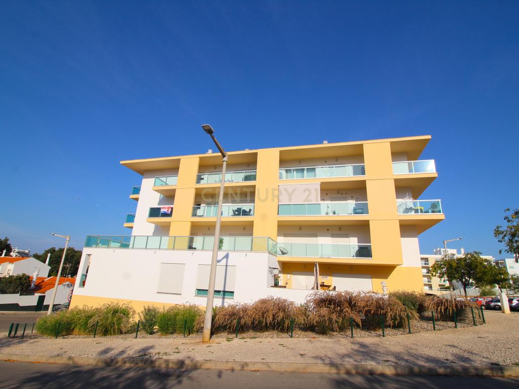 Apartamento T1 c/ garagem  novo de 2022 em Portimão - Image 18