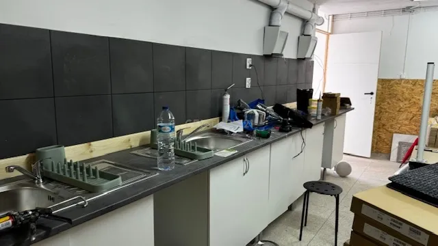 Prédio à rua D. Afonso Henriques (Giesta) - Image 22