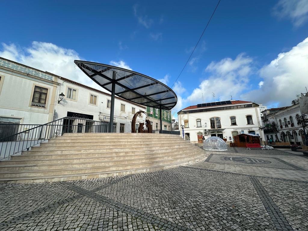 Moradia T5 completamente mobilada em Rio Maior (centro) - Image 17
