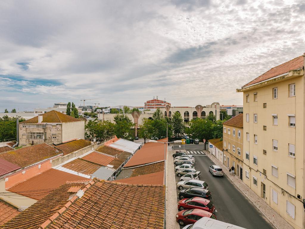 Prédio Novo para Venda no Prior Velho, Loures - Image 6