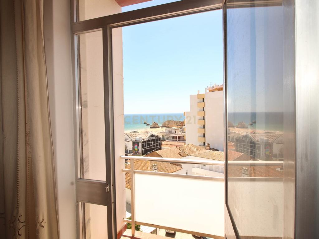 T2  com Vista Mar na Praia da Rocha, Portimão, com garagem - Image 23