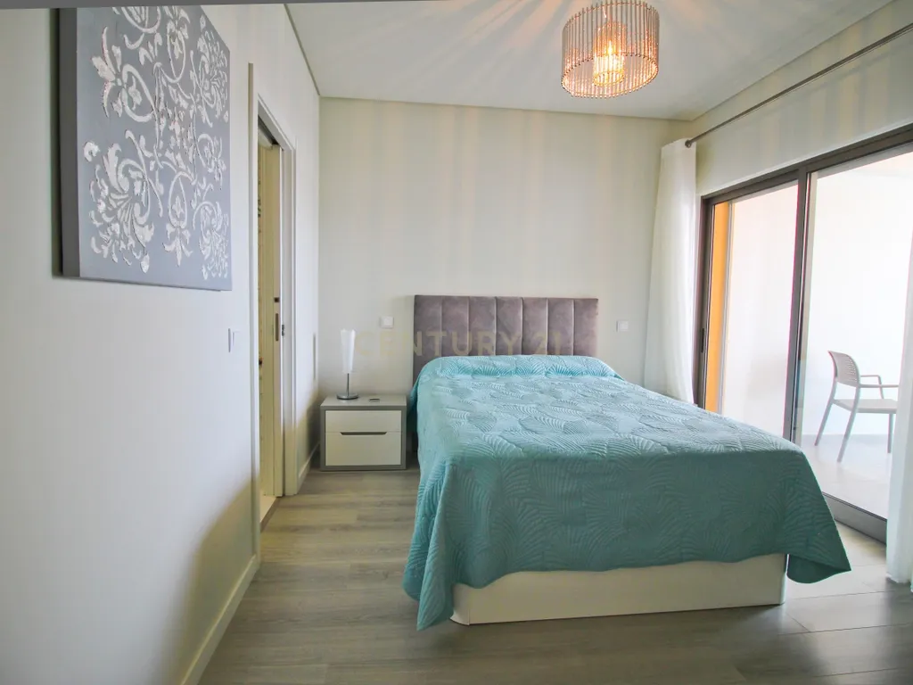 Apartamento T3 de luxo em Portimão - Image 15