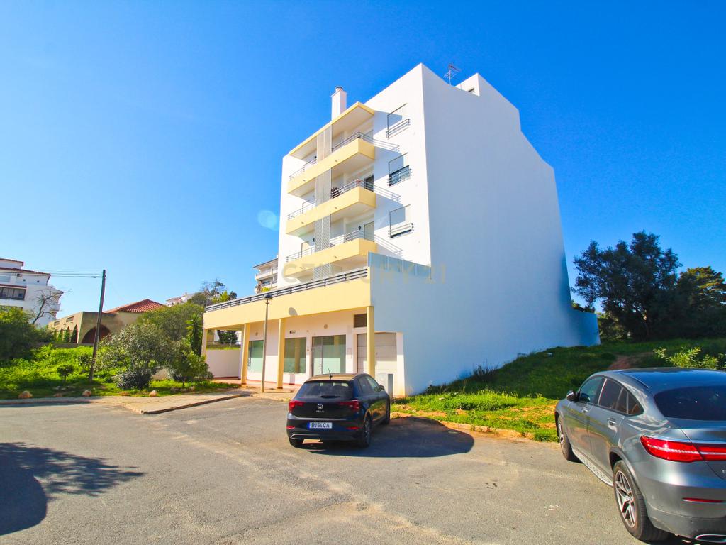 Apartamento T1 com garagem e arrecadação em  portimão.. - Image 25