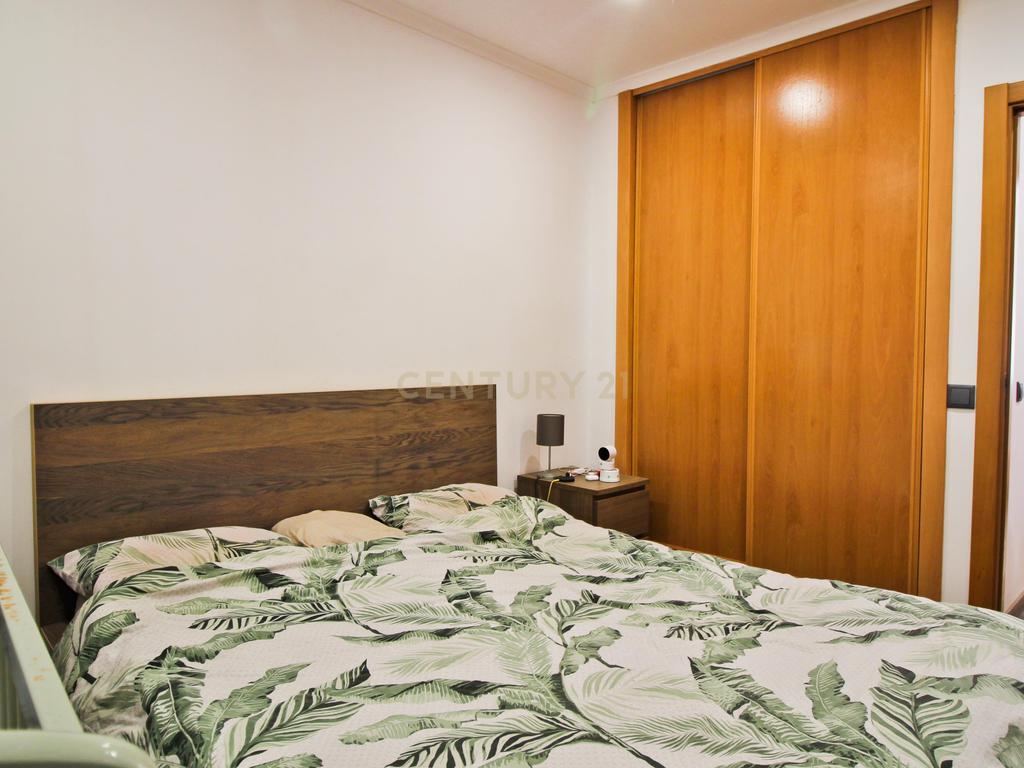 Apartamento T2 Renovado em Portimão - Image 10