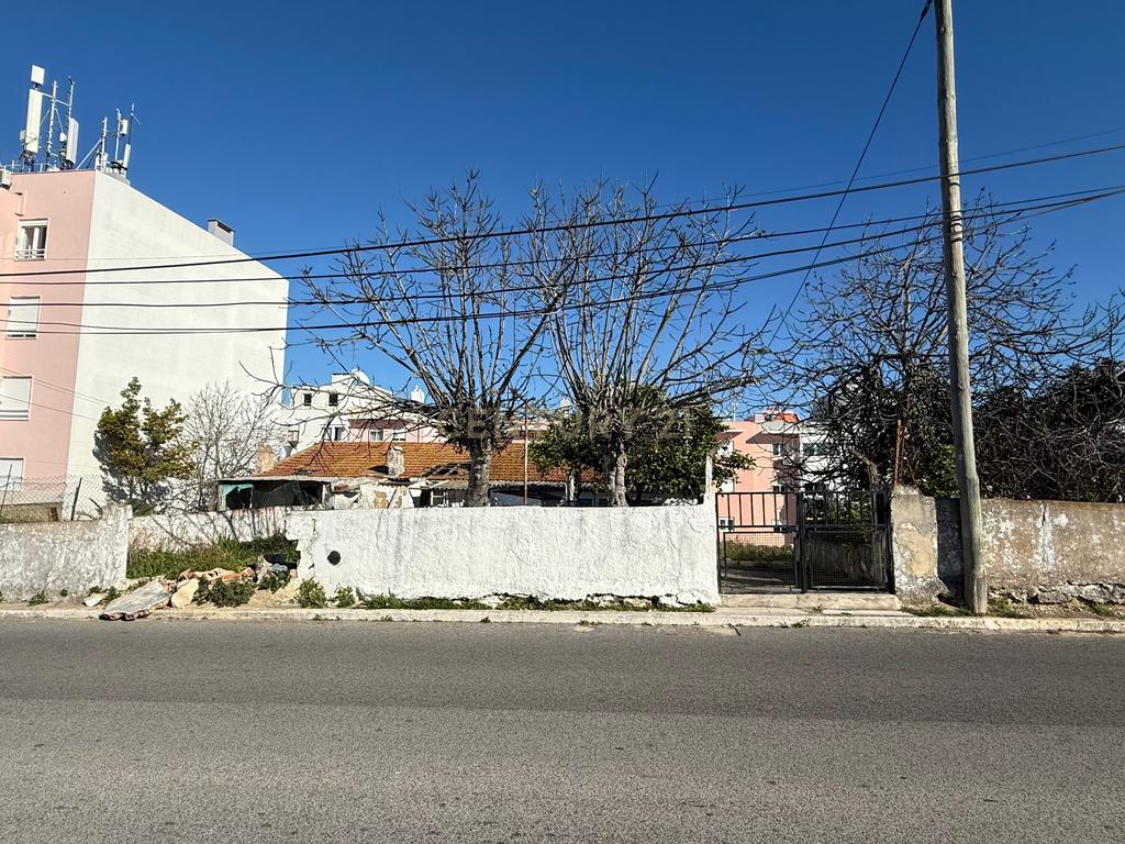 Terreno para Construção no Feijó, Almada – Oportunidade Única! - Image 5