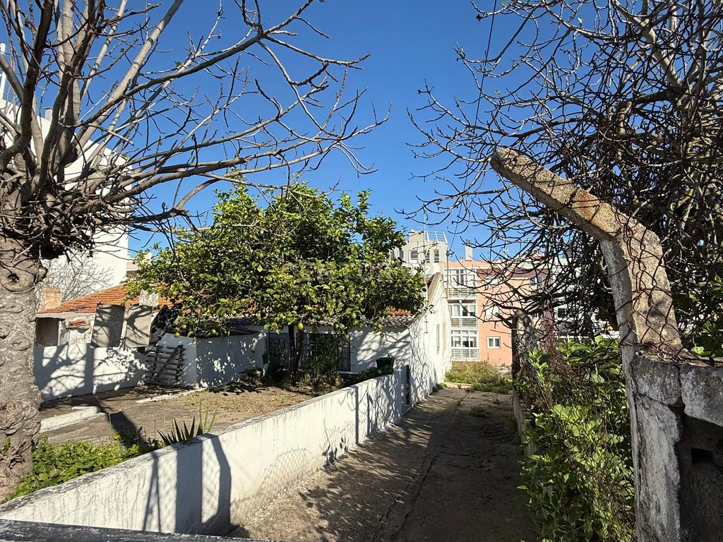 Terreno para Construção no Feijó, Almada – Oportunidade Única! - Image 4