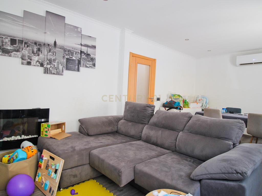 Apartamento T2 Renovado em Portimão - Image 7