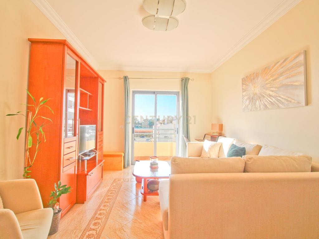 Apartamento T1 com garagem e arrecadação em  portimão.. - Image 13