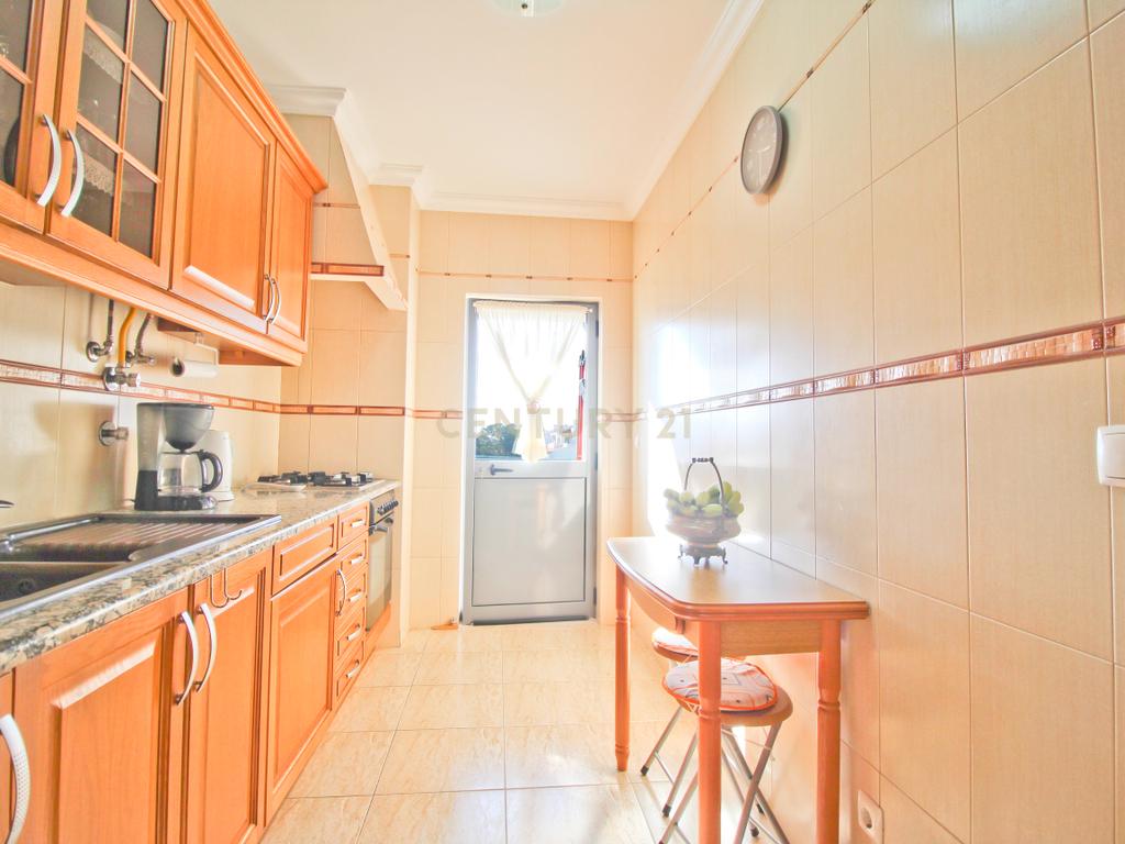 Apartamento T1 com garagem e arrecadação em  portimão.. - Image 14