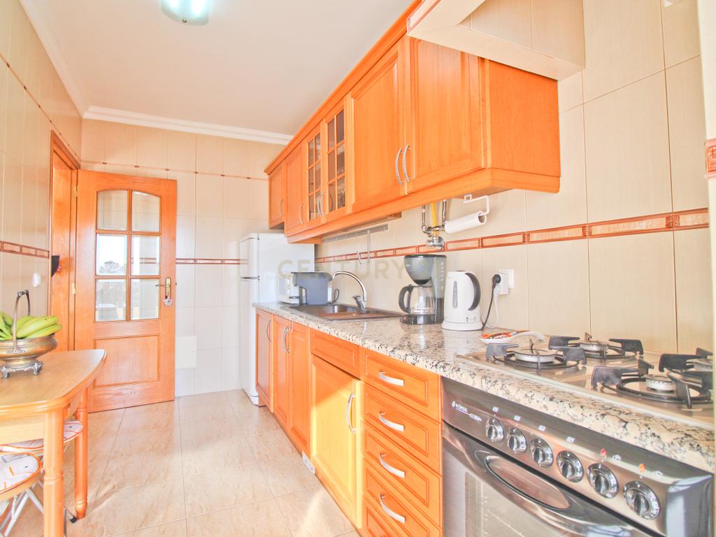 Apartamento T1 com garagem e arrecadação em  portimão.. - Image 15