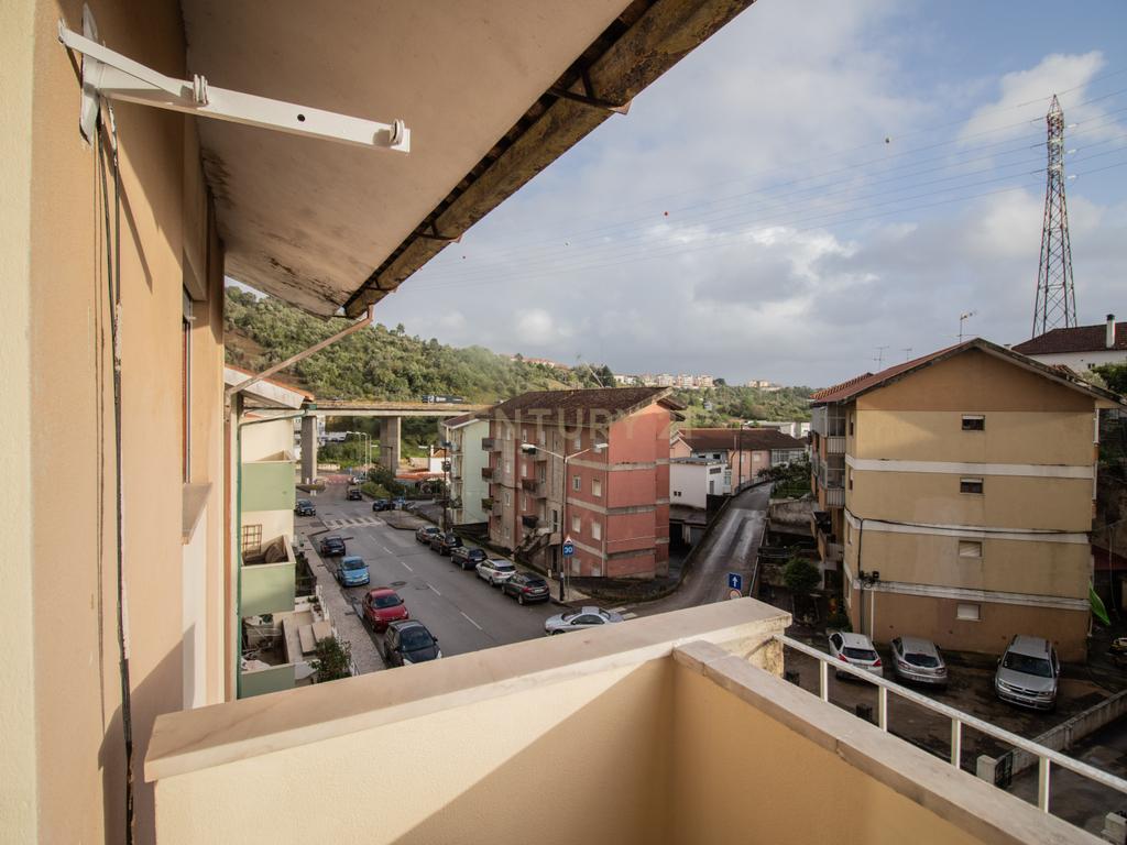 Apartamento T3 remodelado na Relvinha, Coimbra - Image 23
