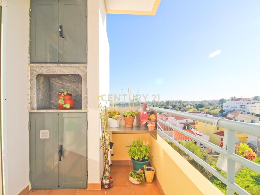 Apartamento T1 com garagem e arrecadação em  portimão.. - Image 23