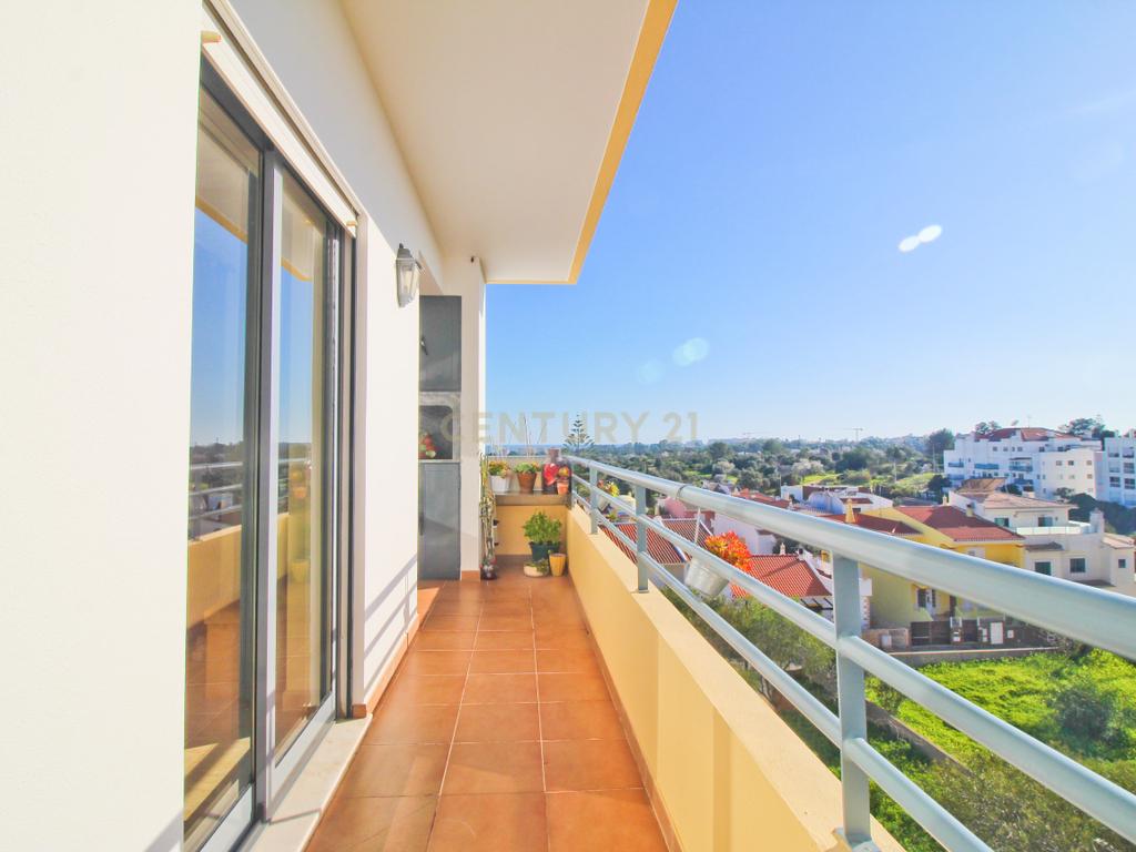 Apartamento T1 com garagem e arrecadação em  portimão.. - Image 18