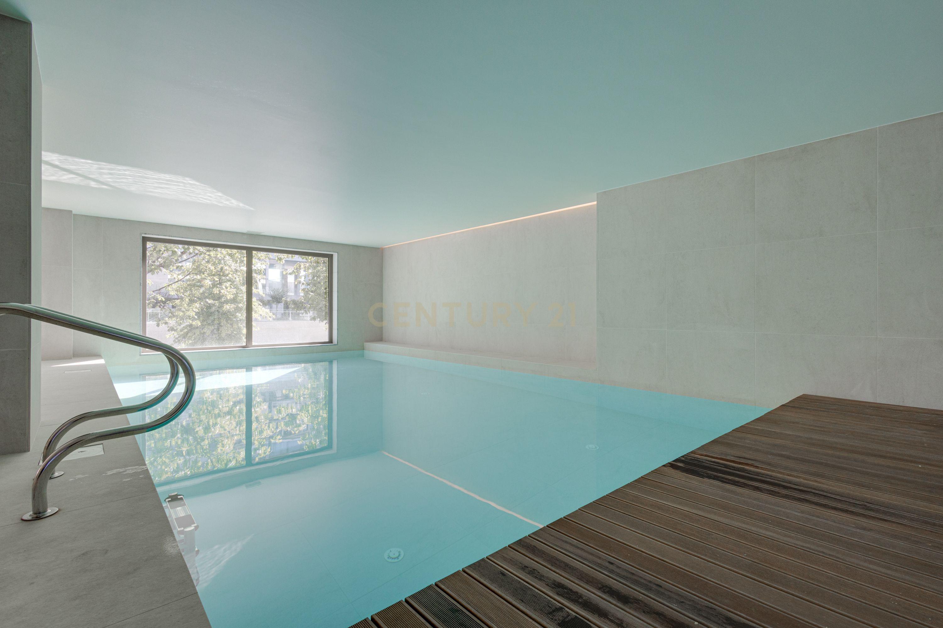 T3 NOVO com Piscina e Ginásio nas Antas - Image 3