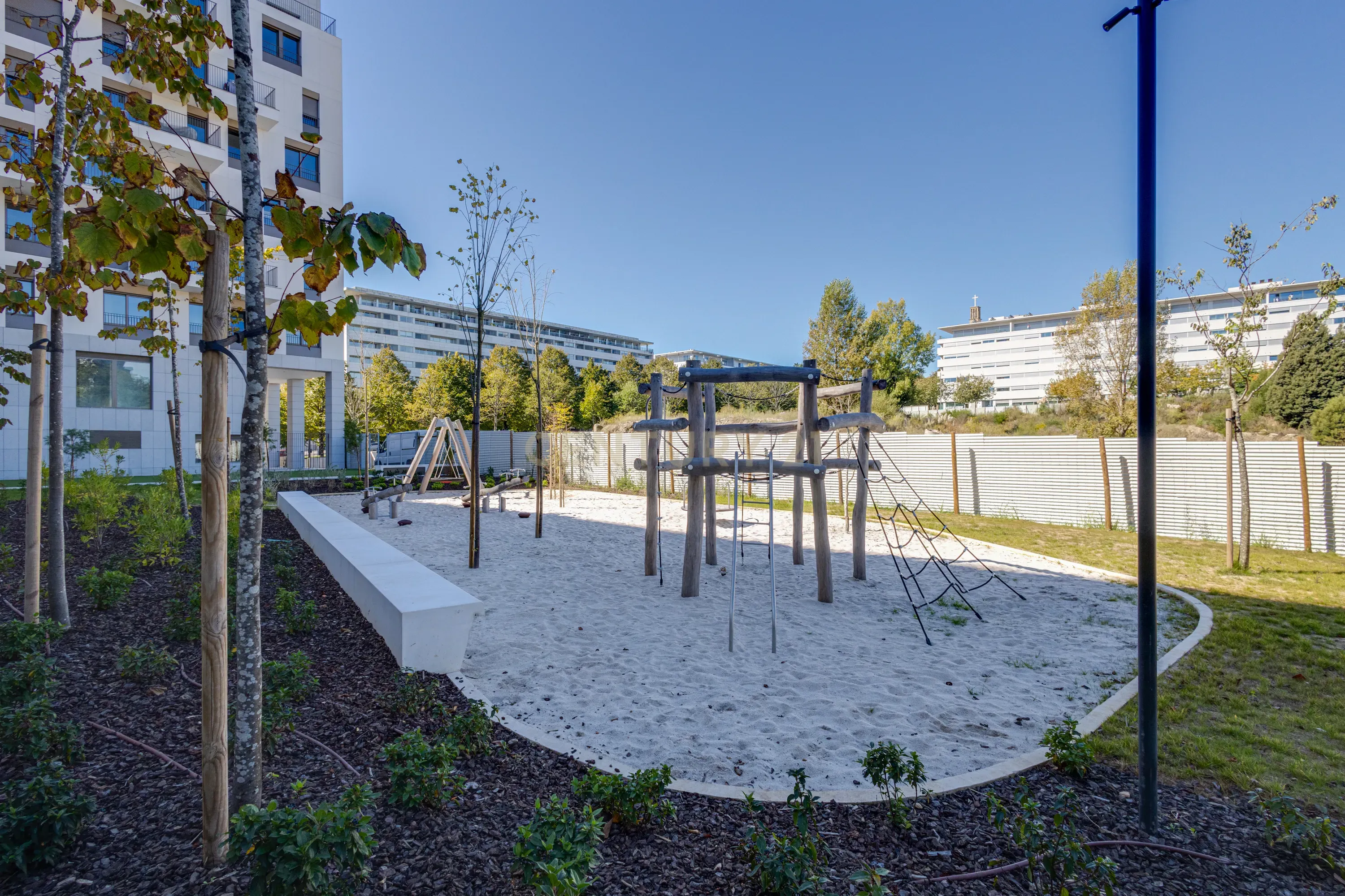 T3 NOVO com Piscina e Ginásio nas Antas - Image 25