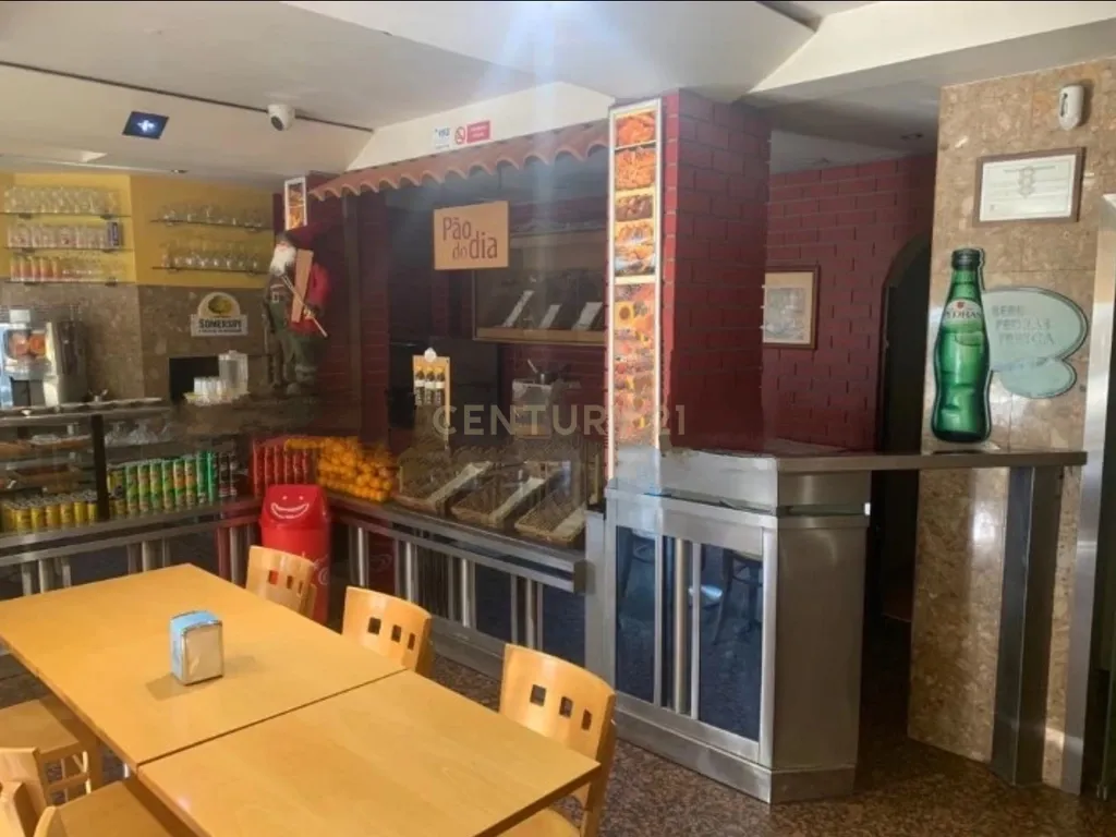 Oportunidade Única: Restaurante, Café e Confeitaria no Centro de Carnaxide, em Frente ao Hospital Santa Cruz - Image 19