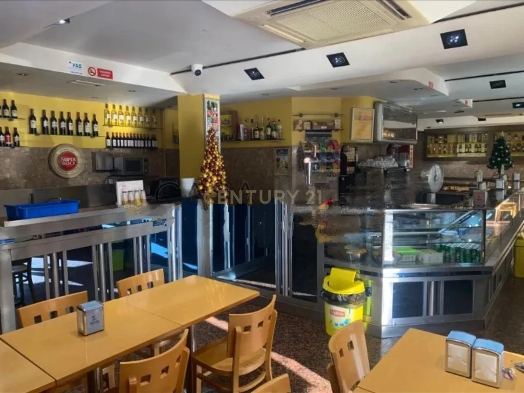 Oportunidade Única: Restaurante, Café e Confeitaria no Centro de Carnaxide, em Frente ao Hospital Santa Cruz - Image 21