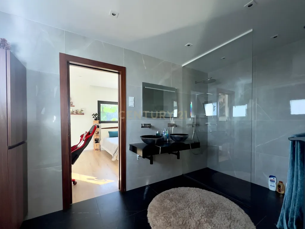 Moradia T4 com Piscina || Pombal || Vistas Deslumbrantes - Image 19