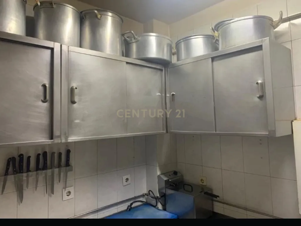 Oportunidade Única: Restaurante, Café e Confeitaria no Centro de Carnaxide, em Frente ao Hospital Santa Cruz - Image 25