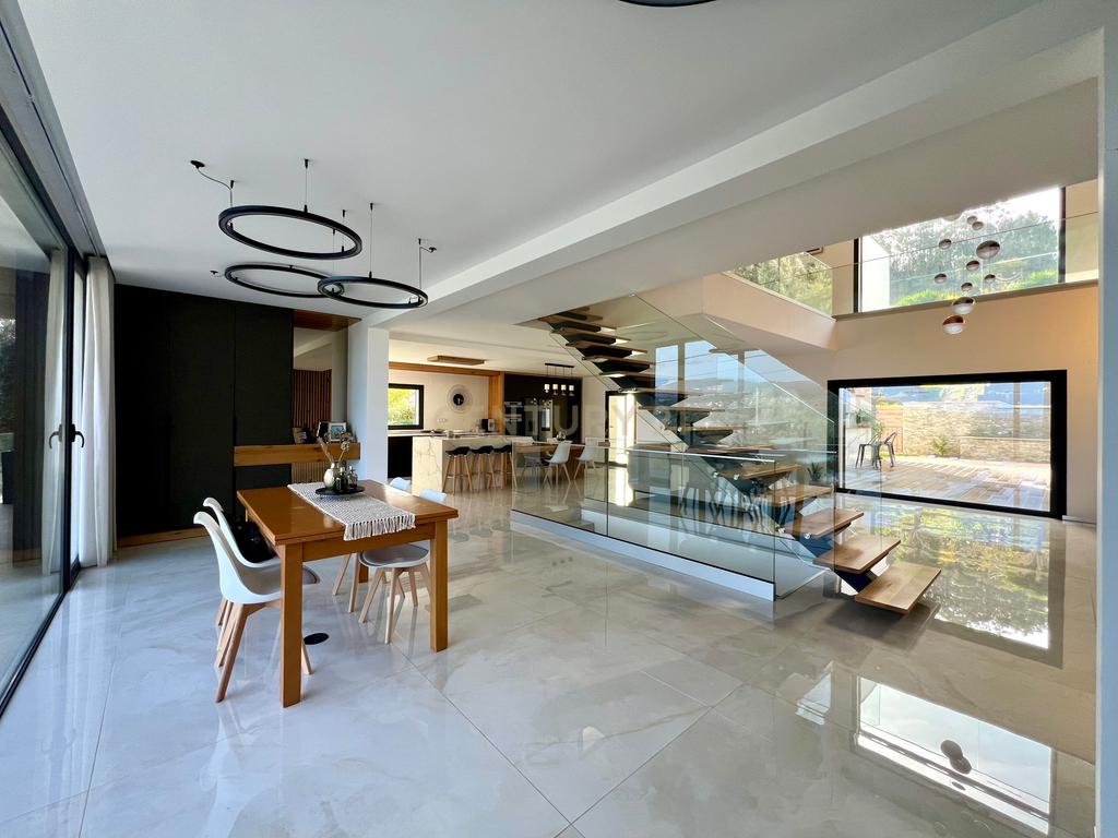 Moradia T4 com Piscina || Pombal || Vistas Deslumbrantes - Image 6