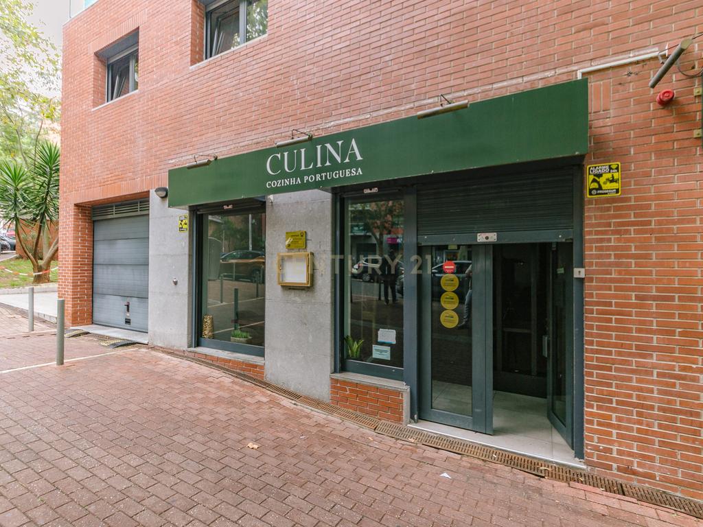 Restaurante com esplanada em Colinas do Cruzeiro, Odivelas - Image 1
