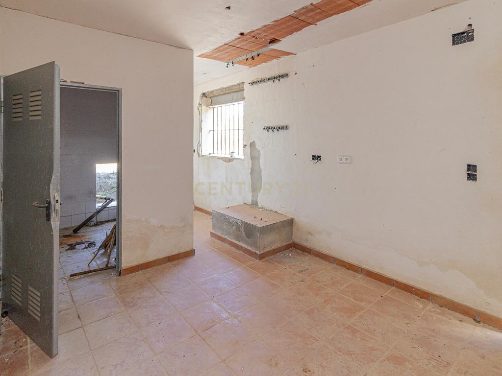 undefined - Image 15