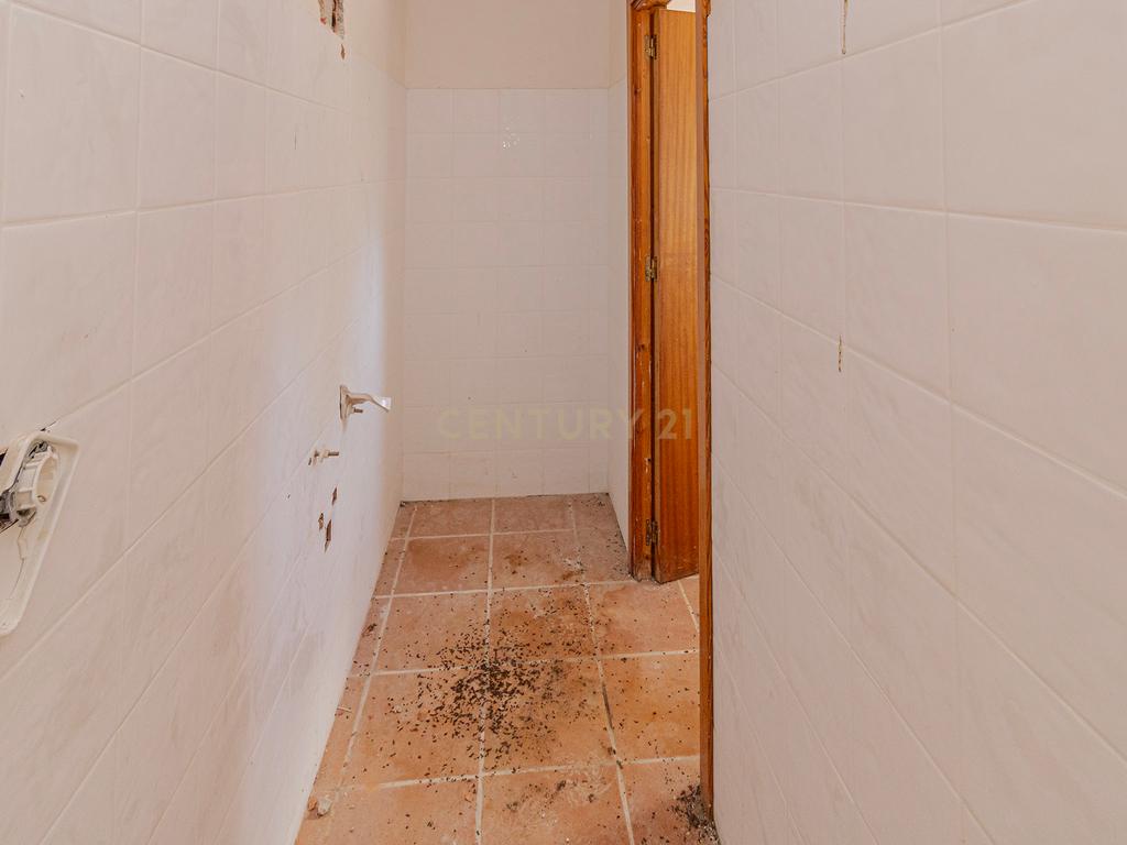 undefined - Image 14