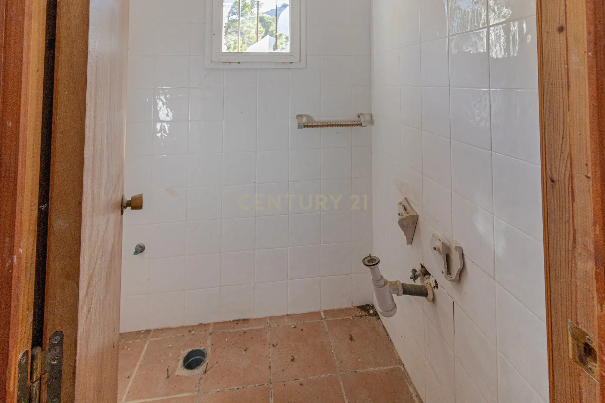 undefined - Image 12