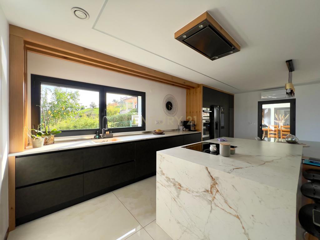 Moradia T4 com Piscina || Pombal || Vistas Deslumbrantes - Image 9