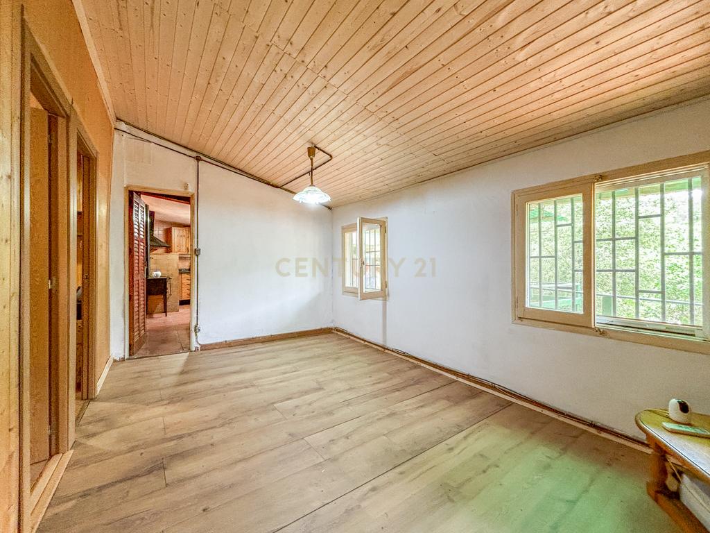 undefined - Image 3