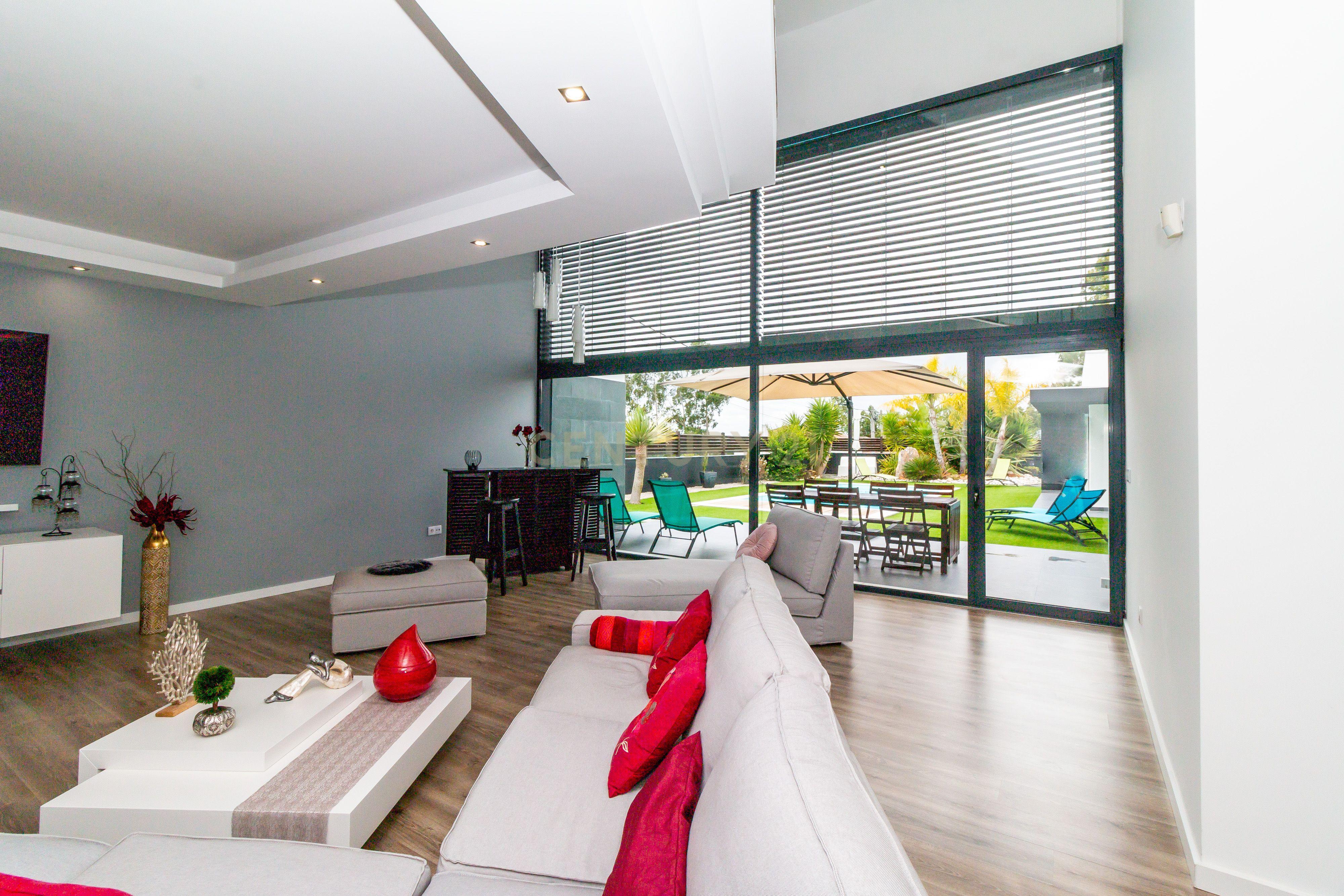 Espaçosa Moradia Térrea Pousos, Leiria: Um Refúgio de Conforto e Elegância - Image 10