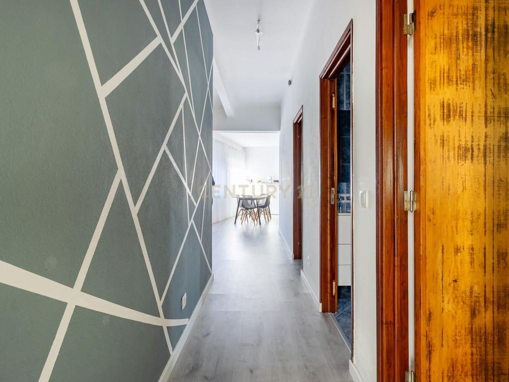 Moradia T3 na Marinha Grande - Oportunidade Única! - Image 10