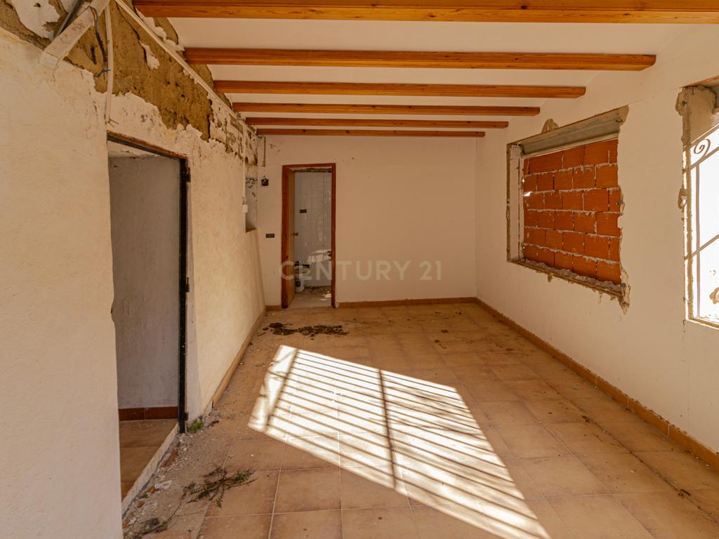 undefined - Image 40