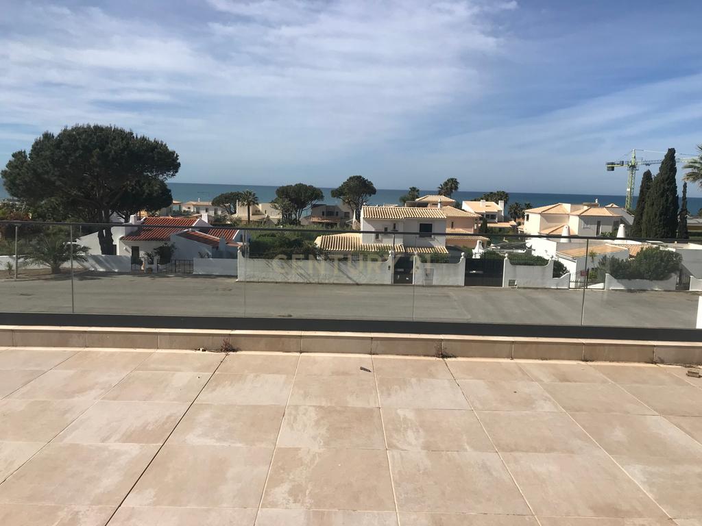Moradia vista Mar , Praia da Galé - Image 10
