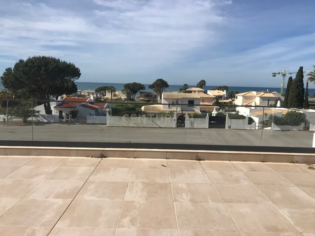Moradia vista Mar , Praia da Galé - Image 10
