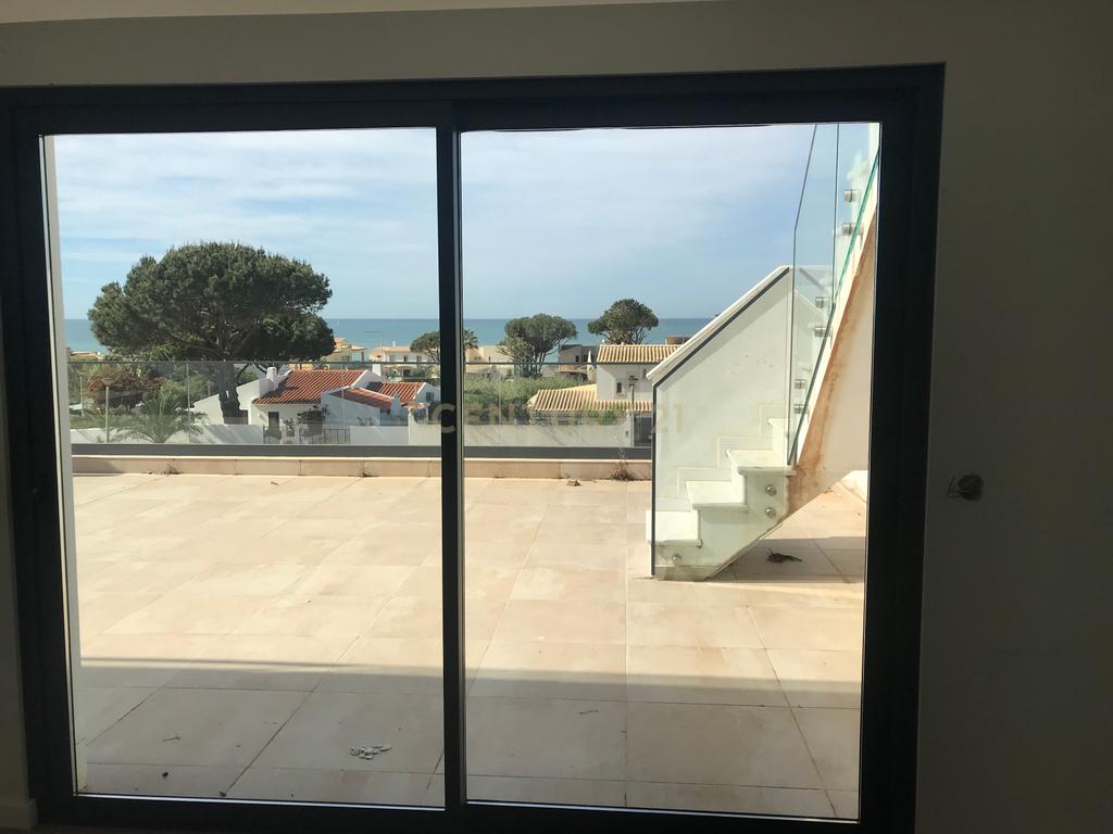 Moradia vista Mar , Praia da Galé - Image 9