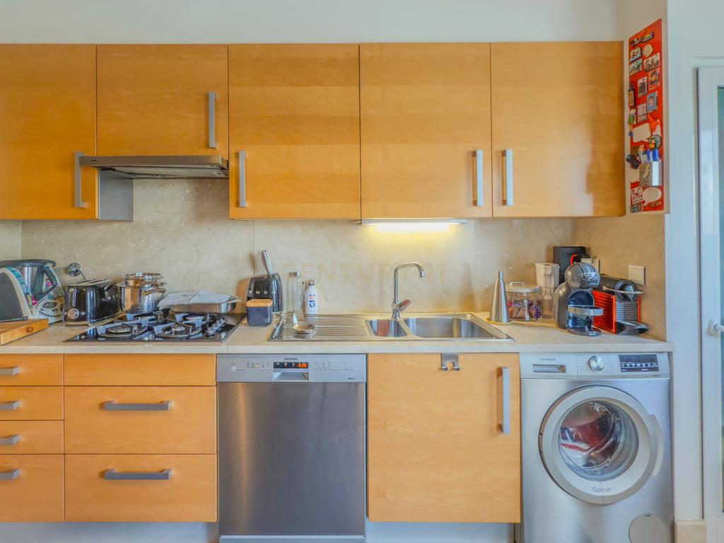 Magnifico apartamento T3 no Fórum Oeiras, com terraço privado 40m2, boa exposição solar, boas áreas e com tudo perto de si! - Image 27