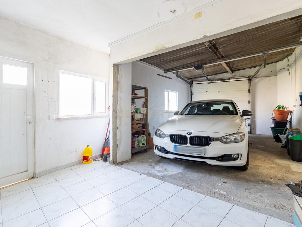 Moradia T3 na Marinha Grande - Oportunidade Única! - Image 17
