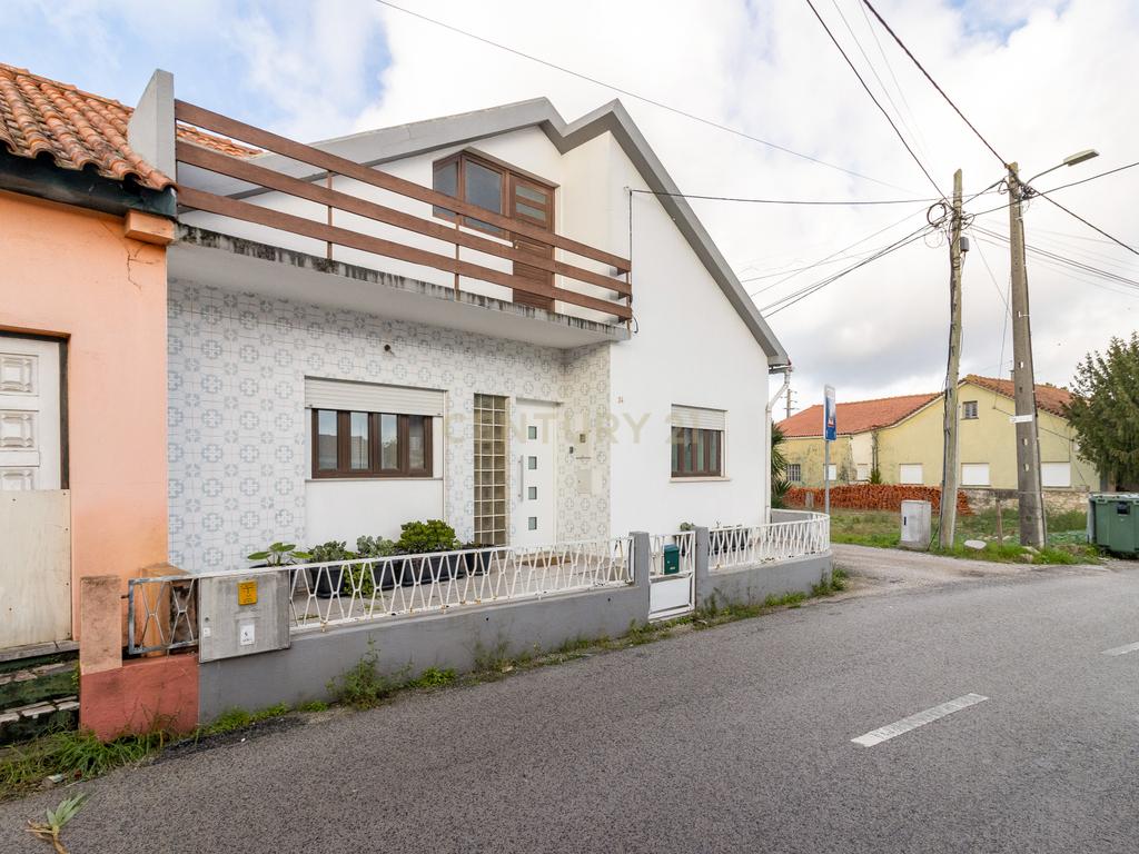 Moradia T3 na Marinha Grande - Oportunidade Única! - Image 21