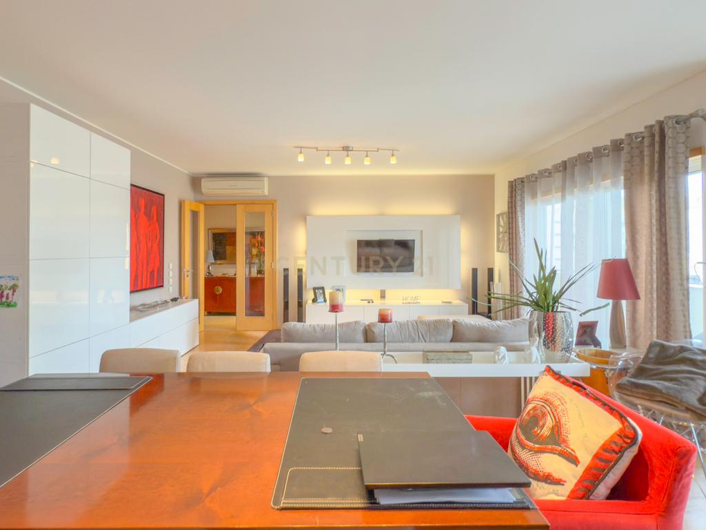 Magnifico apartamento T3 no Fórum Oeiras, com terraço privado 40m2, boa exposição solar, boas áreas e com tudo perto de si! - Image 15