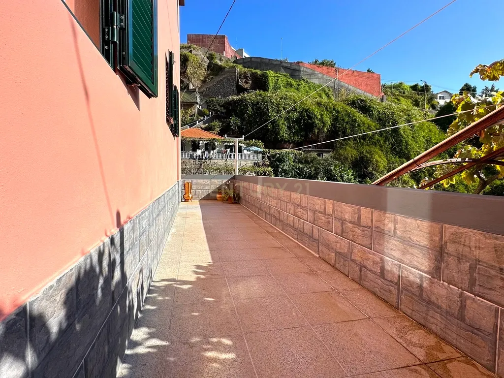Moradia T3 - São Gonçalo - Funchal - Image 12