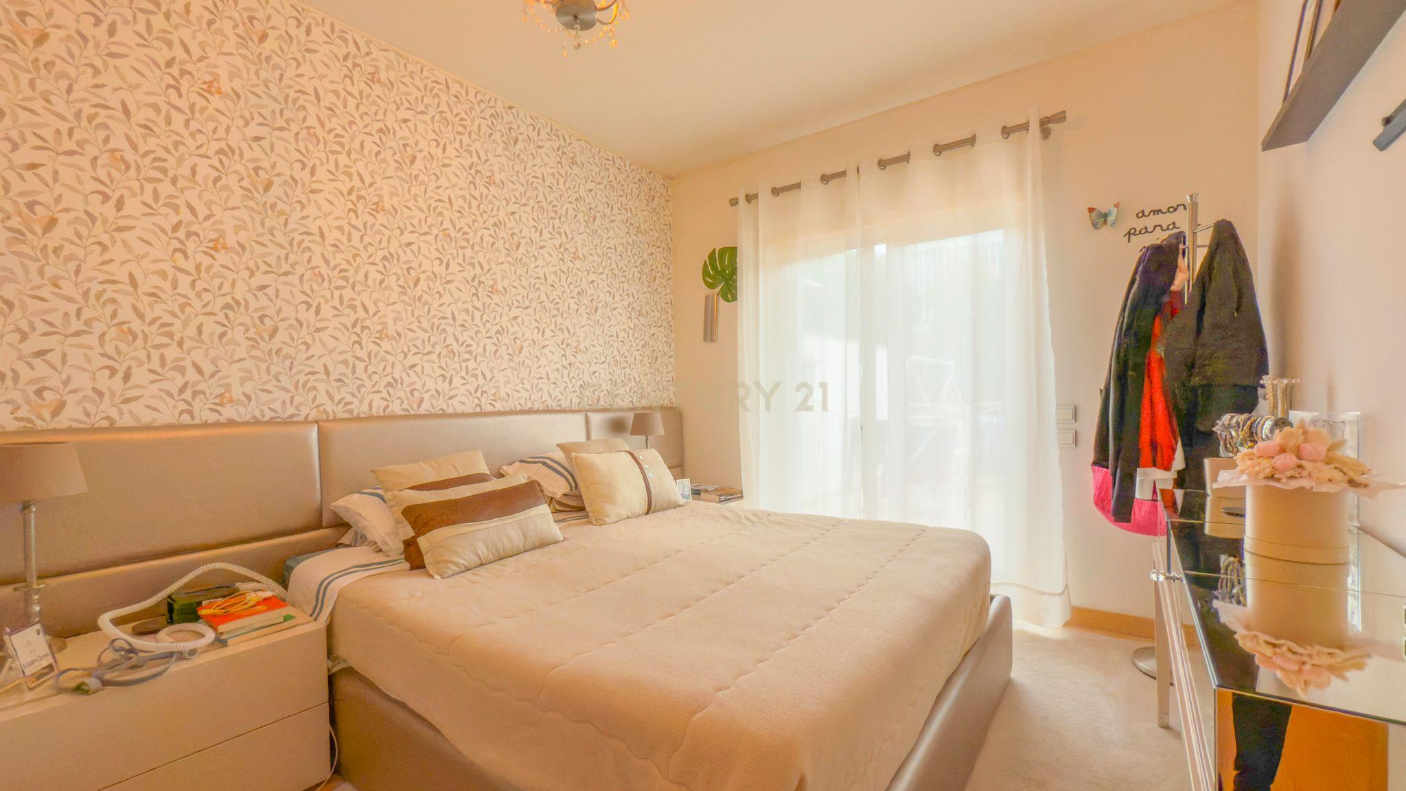 Magnifico apartamento T3 no Fórum Oeiras, com terraço privado 40m2, boa exposição solar, boas áreas e com tudo perto de si! - Image 41