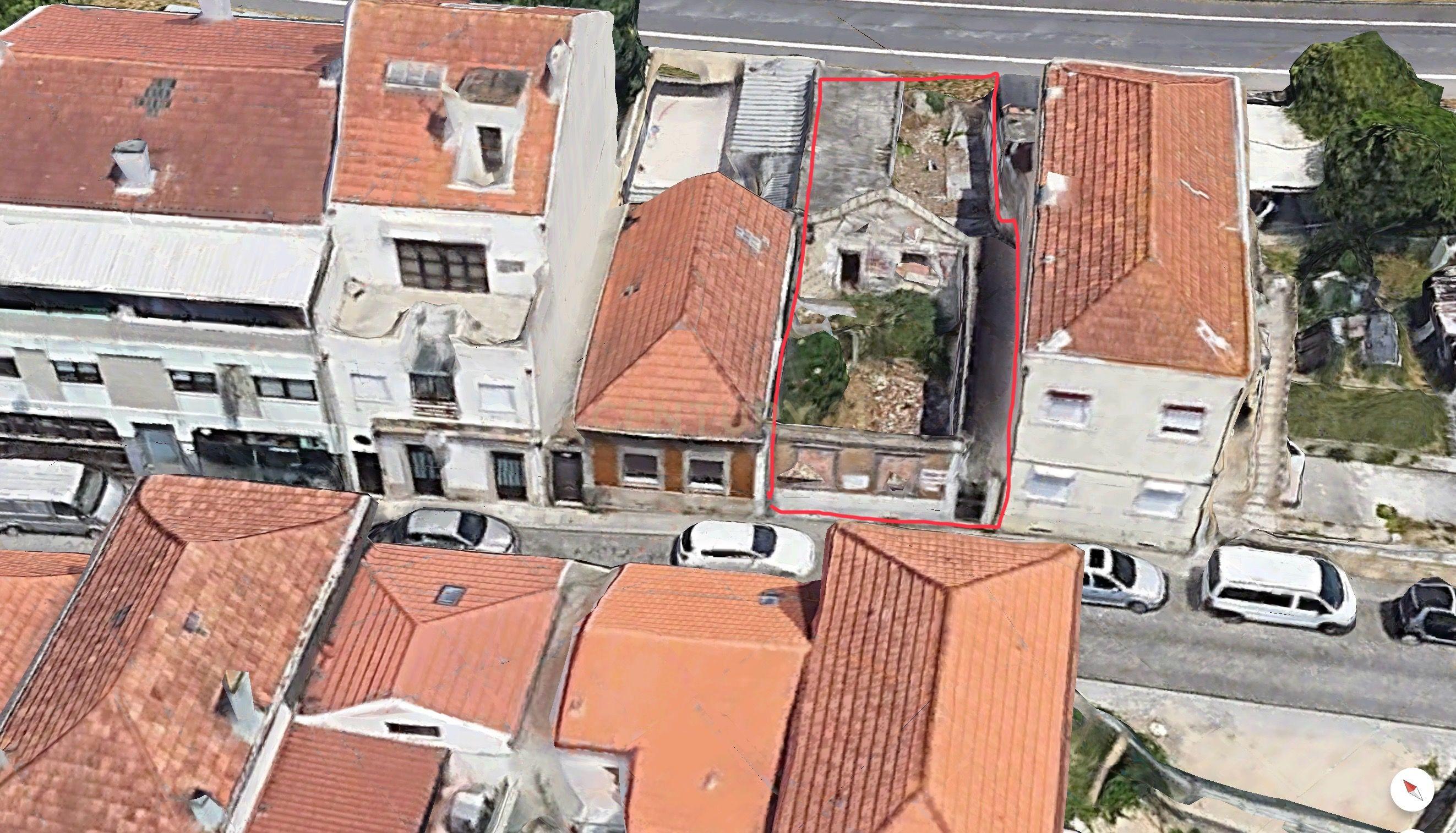 Moradia em ruína | Campo Alegre, Porto | Projeto aprovado - Image 2